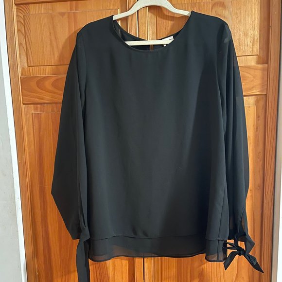 Anne Klein Tops - Anne Klein Blouse
